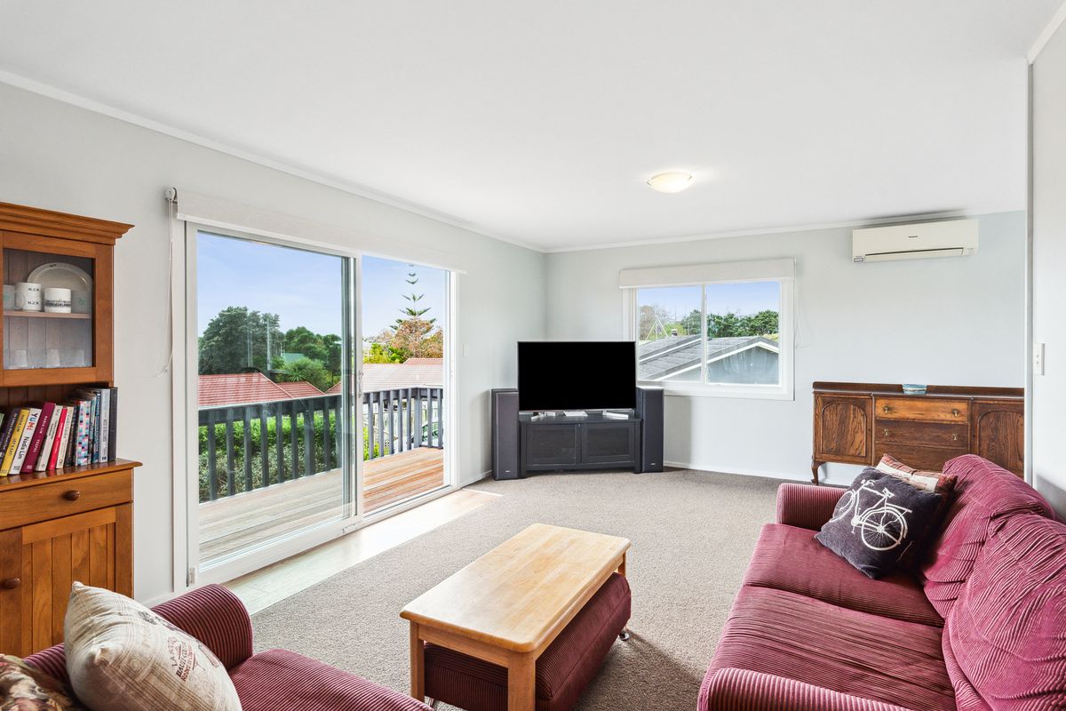 9 Ross Grove, Paraparaumu