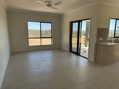 Unit 1 / Lot 522 Loane Circuit, Farley