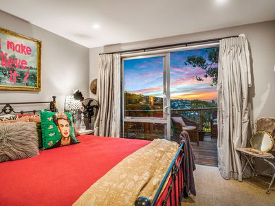 4 Runswick Lane, Huntsbury