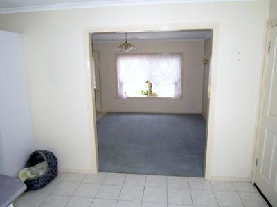 4 Ebonys Place, Kennington