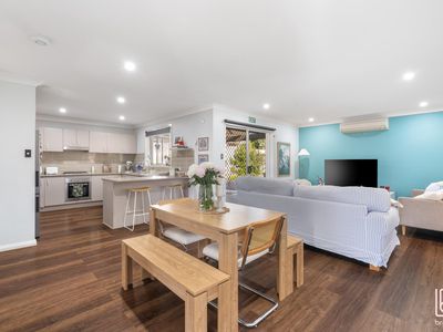 79 Georgia Drive, Hamlyn Terrace
