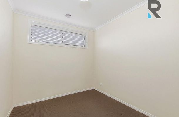 2 / 67 Dianne Avenue, Craigieburn