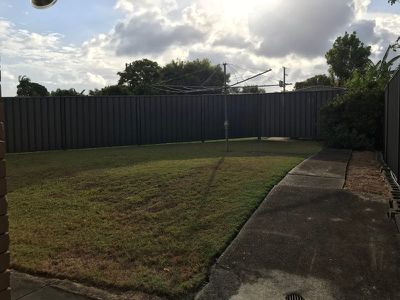 15 Lamorna Street, Rochedale South