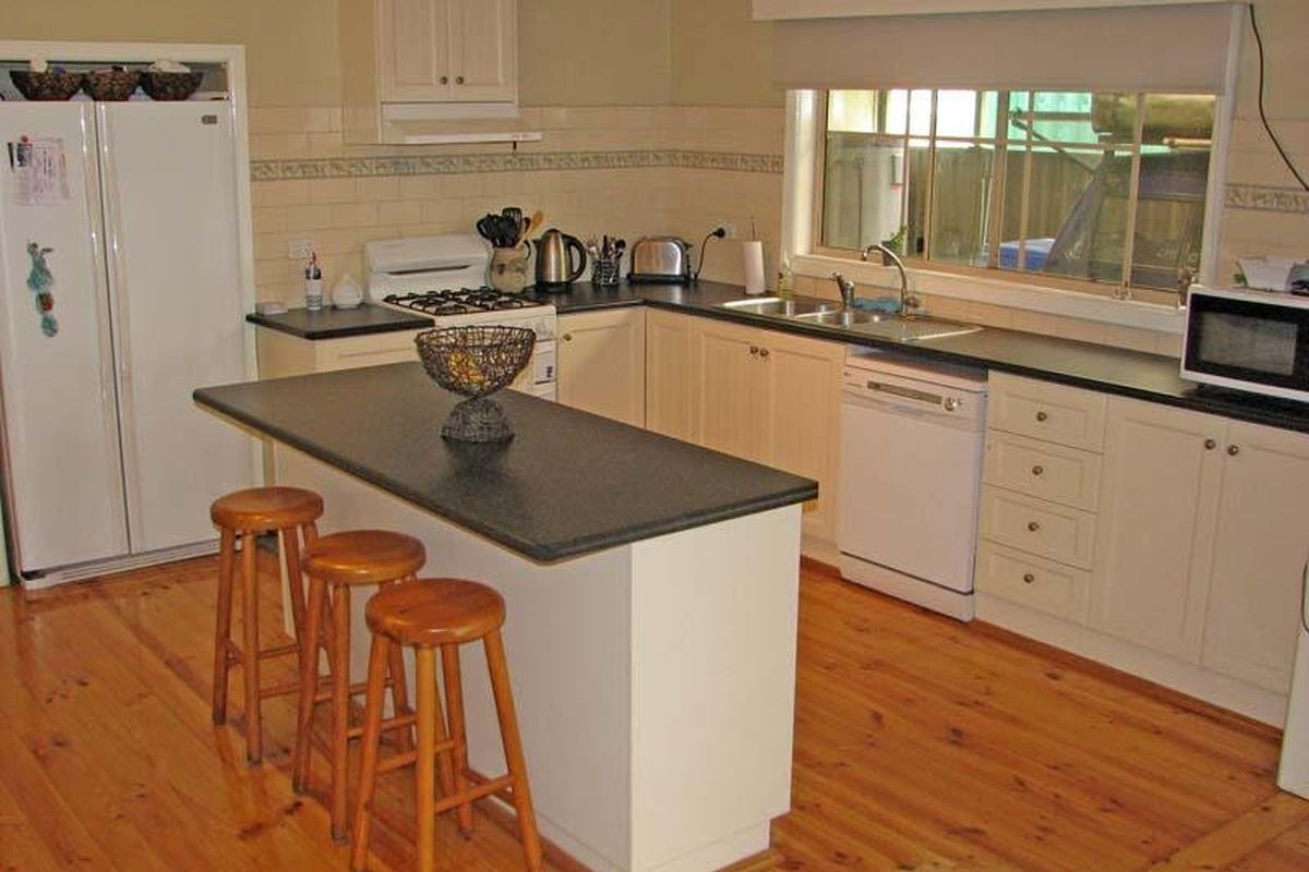 14 Weller Road, Lancaster