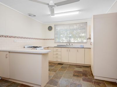 194 Piccadilly Street, Piccadilly