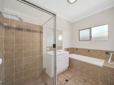 12 Warncke Close, Gordonvale