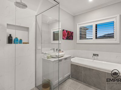 19 Kernot Parade, Clyde