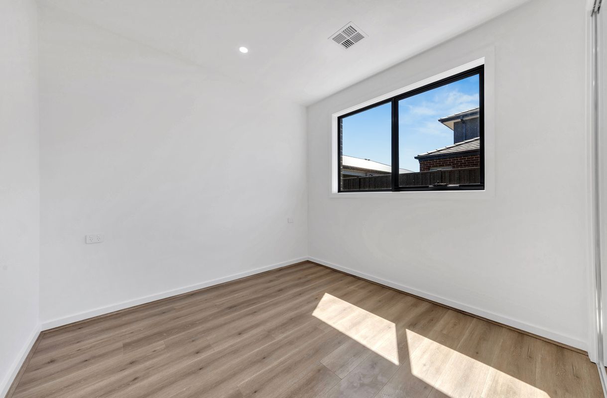 2 Disc Way, Clyde North