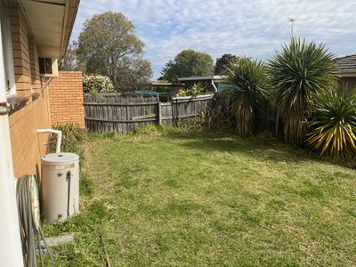 2 / 30-32 Atami Crescent, Corio