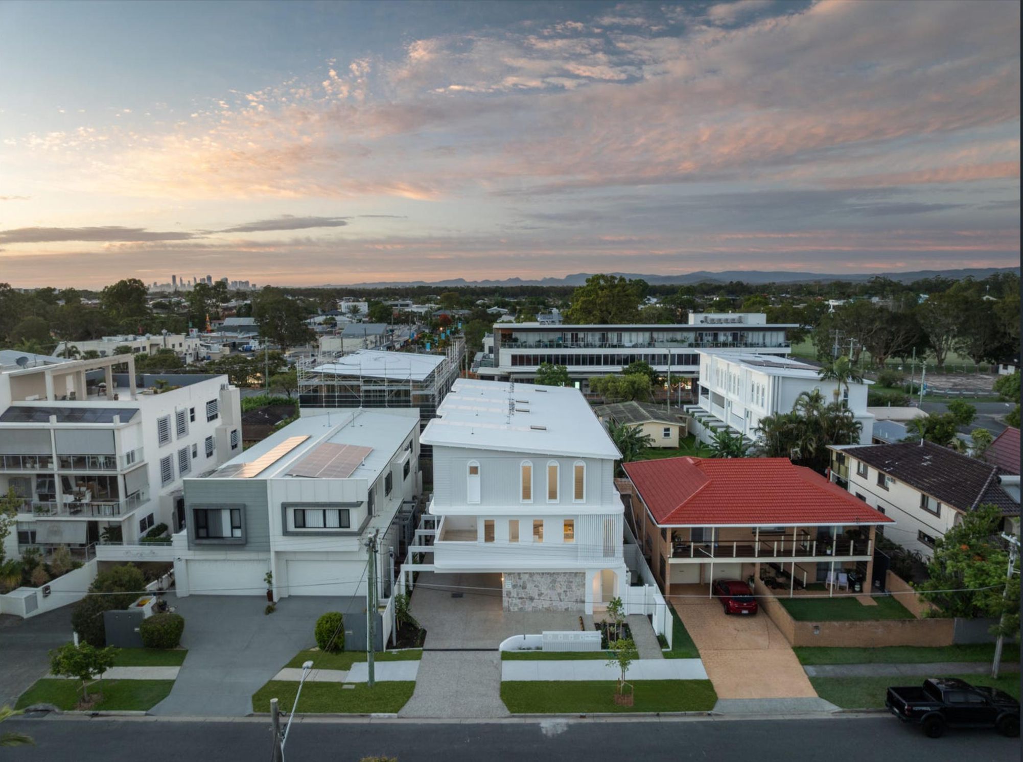 2 / 14 Victor Avenue, Paradise Point