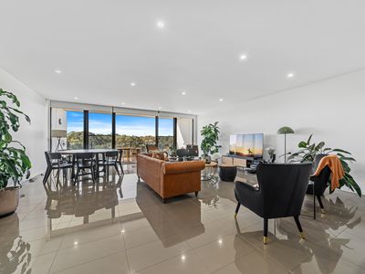 12 / 97 Caddies Boulevard, Rouse Hill