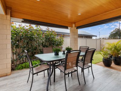 10 Tiru Close, Karlkurla