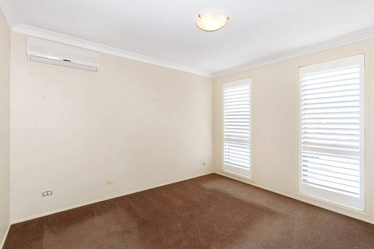 3 Wixstead Close, Point Clare