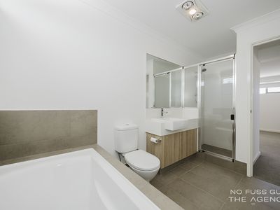 1 / 12 Loder Way, South Guildford