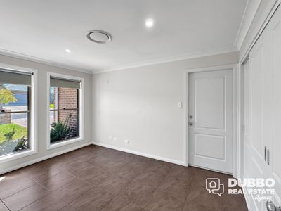 3 Brook Court, Dubbo