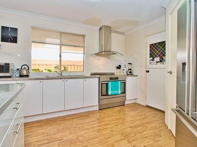 74 Chelmsford Avenue , Port Kennedy