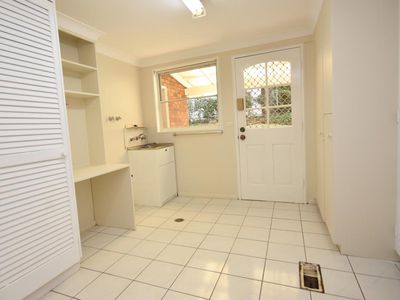 12 Rhyana Court, Dubbo