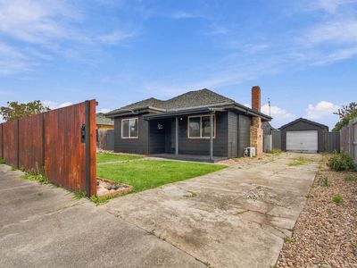 26 Valentine Crescent, Sale
