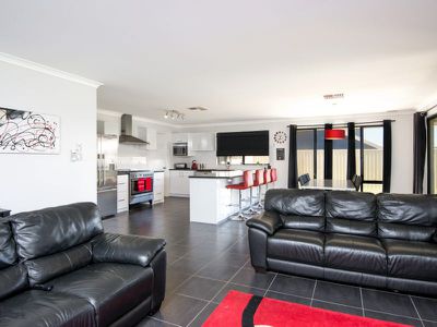 3 Yilkarri Parade, Karlkurla