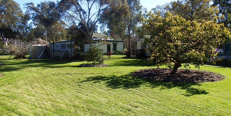 27-29 Hinton Street, Euroa