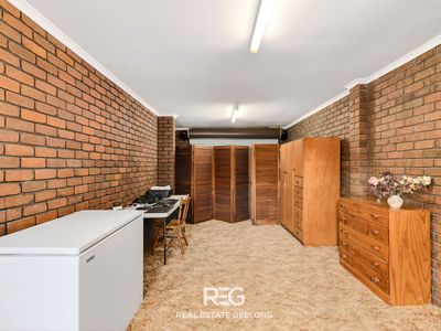 13 Greenbank Court, Leopold