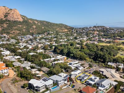 6 Panorama Court, North Ward