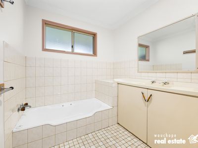 801 Beechwood Road, Beechwood