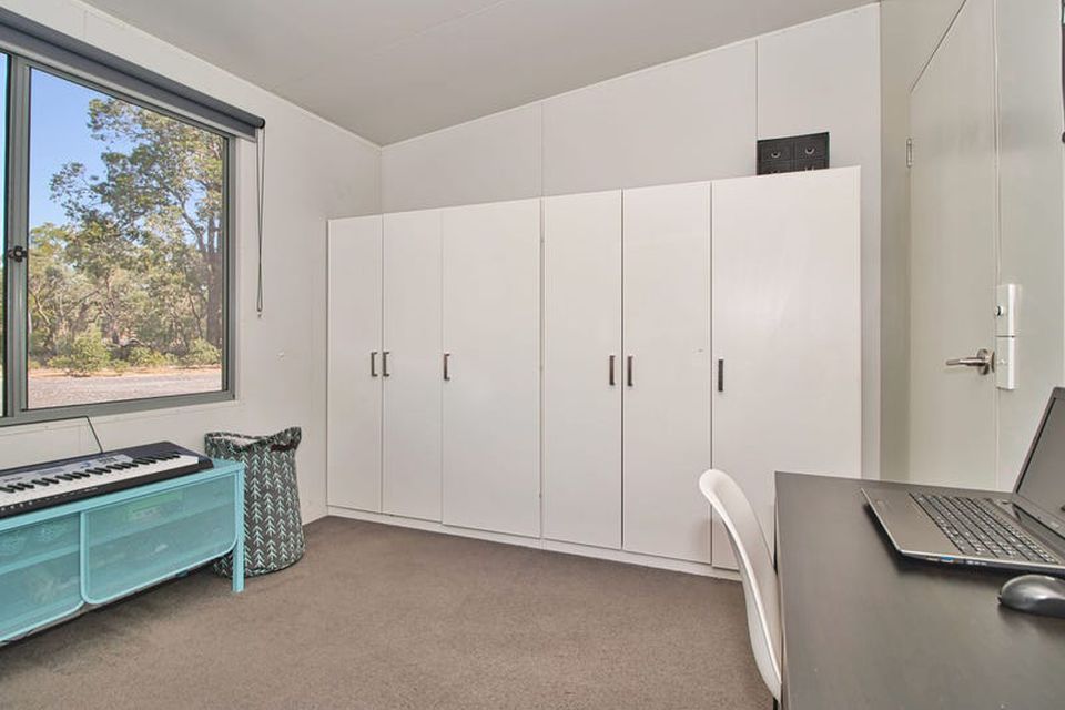 50 Tuart Close , Stake Hill
