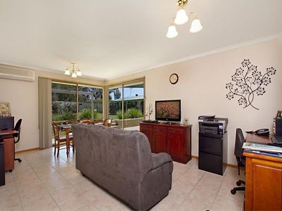 4 Dava Court, Kangaroo Flat