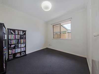 109 Torquay Crescent, Tingalpa