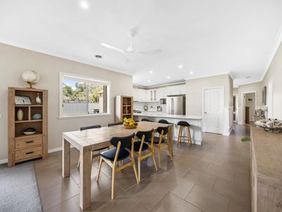 2 Brolga Place, Sale