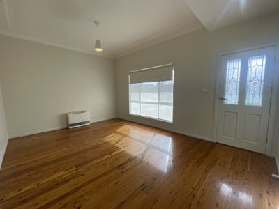 48 Edmondson Avenue, Griffith