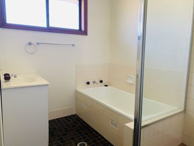 58 Springfield Way, Dubbo