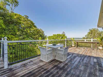 1 Tongarra Drive, Ocean Shores