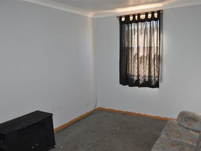 2 Mcfarland St, Forbes