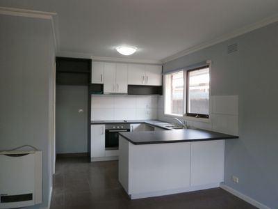 4 / 106 Wedge Street North, Werribee