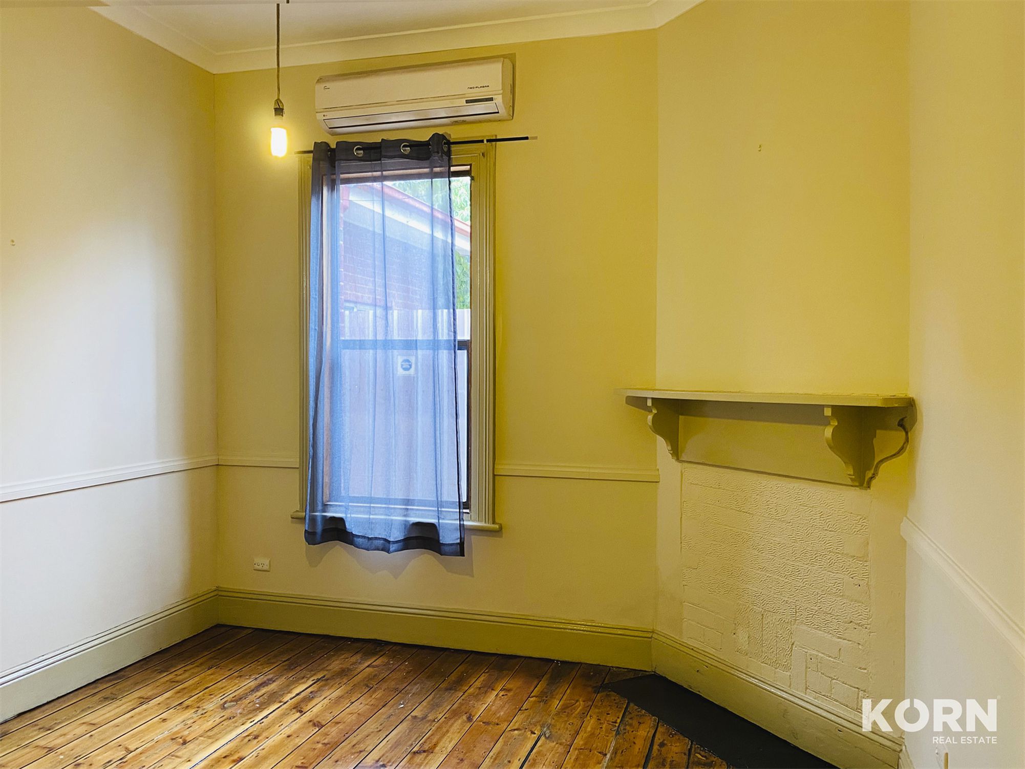 33 Hobsons Place, Adelaide