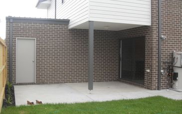 12 Denton Drive, Officer