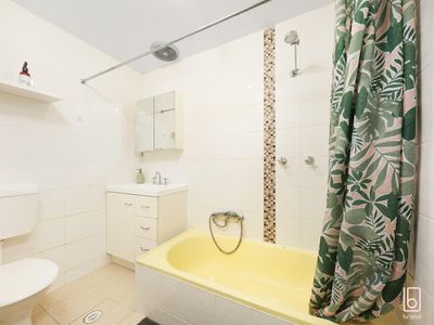 8 Natuna Avenue, Budgewoi