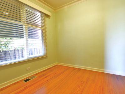 12 Guest Road, Oakleigh South