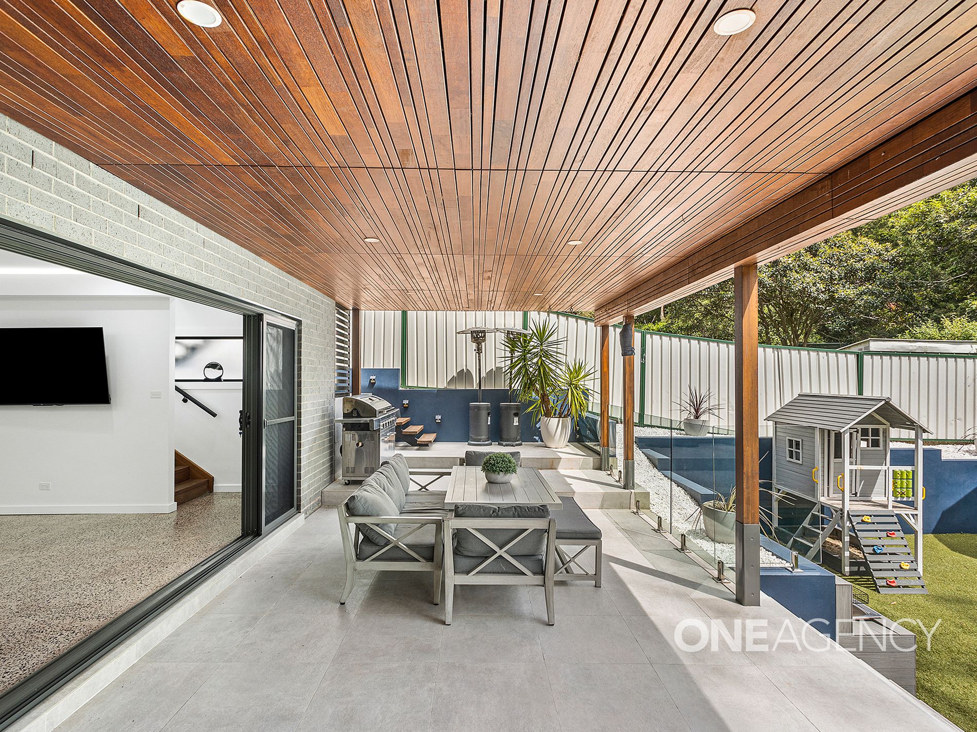 14 Telopea Place, Cordeaux Heights