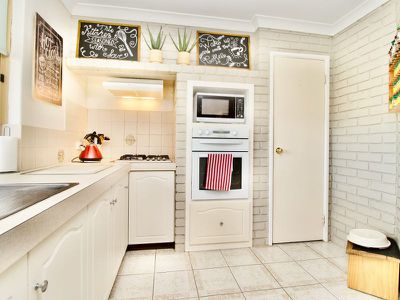 26 Chalmers Avenue, Waikiki