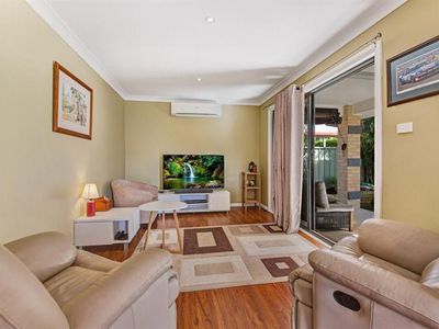 22 Loongana Cres, Blue Haven