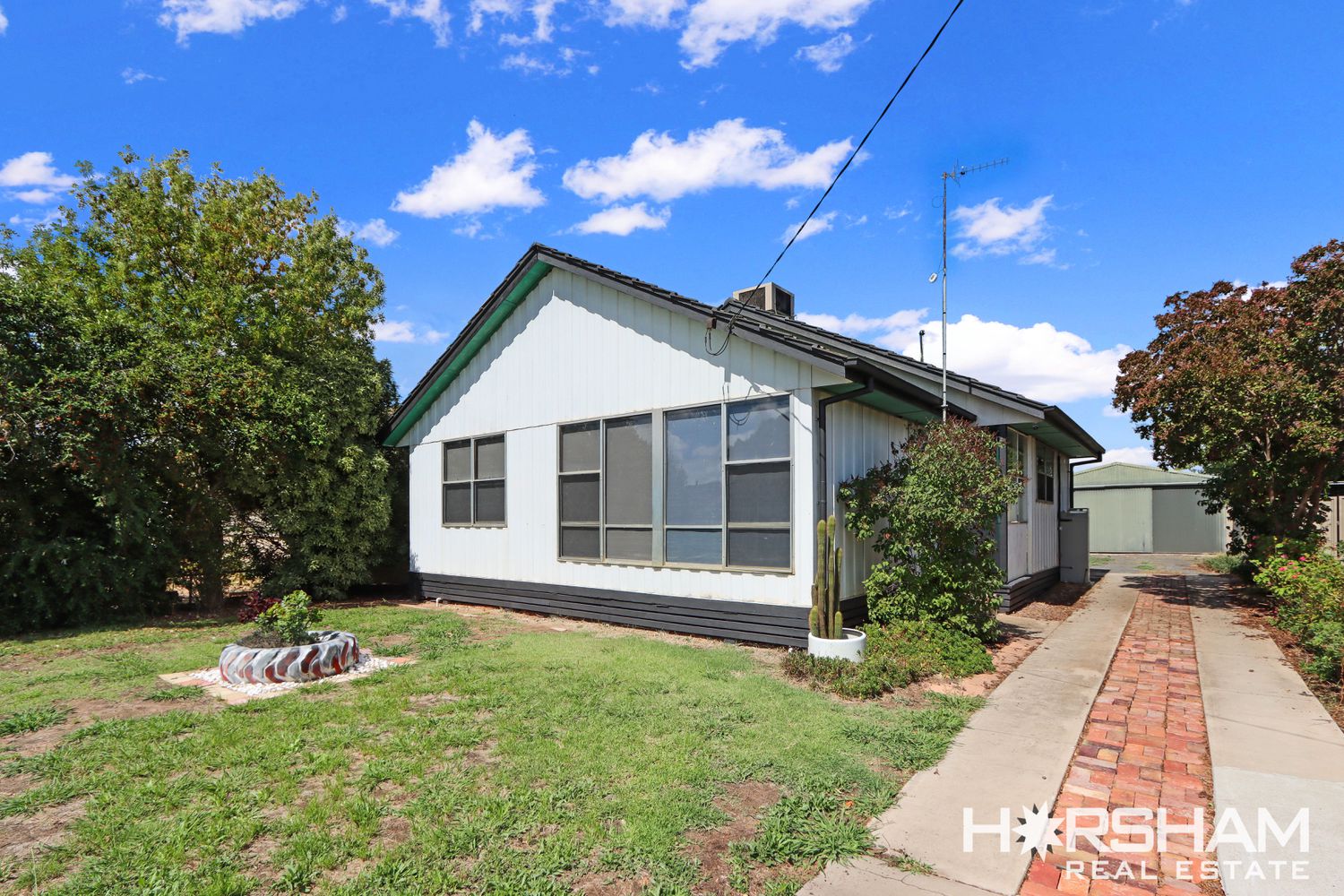 8 Watts Street, Horsham