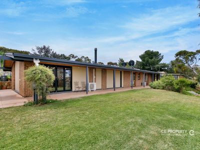 4 Kurrajong Road, One Tree Hill