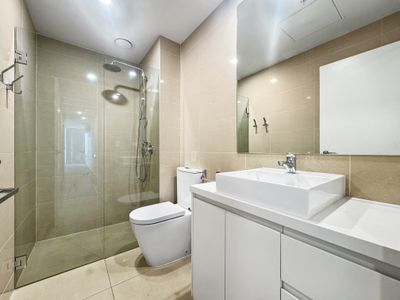 204 / 33 racecourse road, North Melbourne