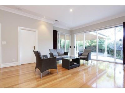267 Mill Point Road, South Perth