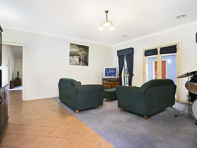 13 Kawana Drive, Maiden Gully