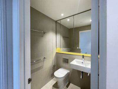 unit 1504s / 883 Collins Street, Docklands