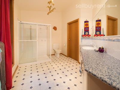 5 COOPER STREET, Mount Beauty